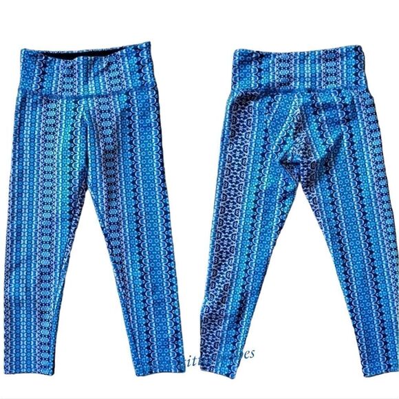 FLYWHEEL Blues/White Print Leggings  - Picture 3 of 6